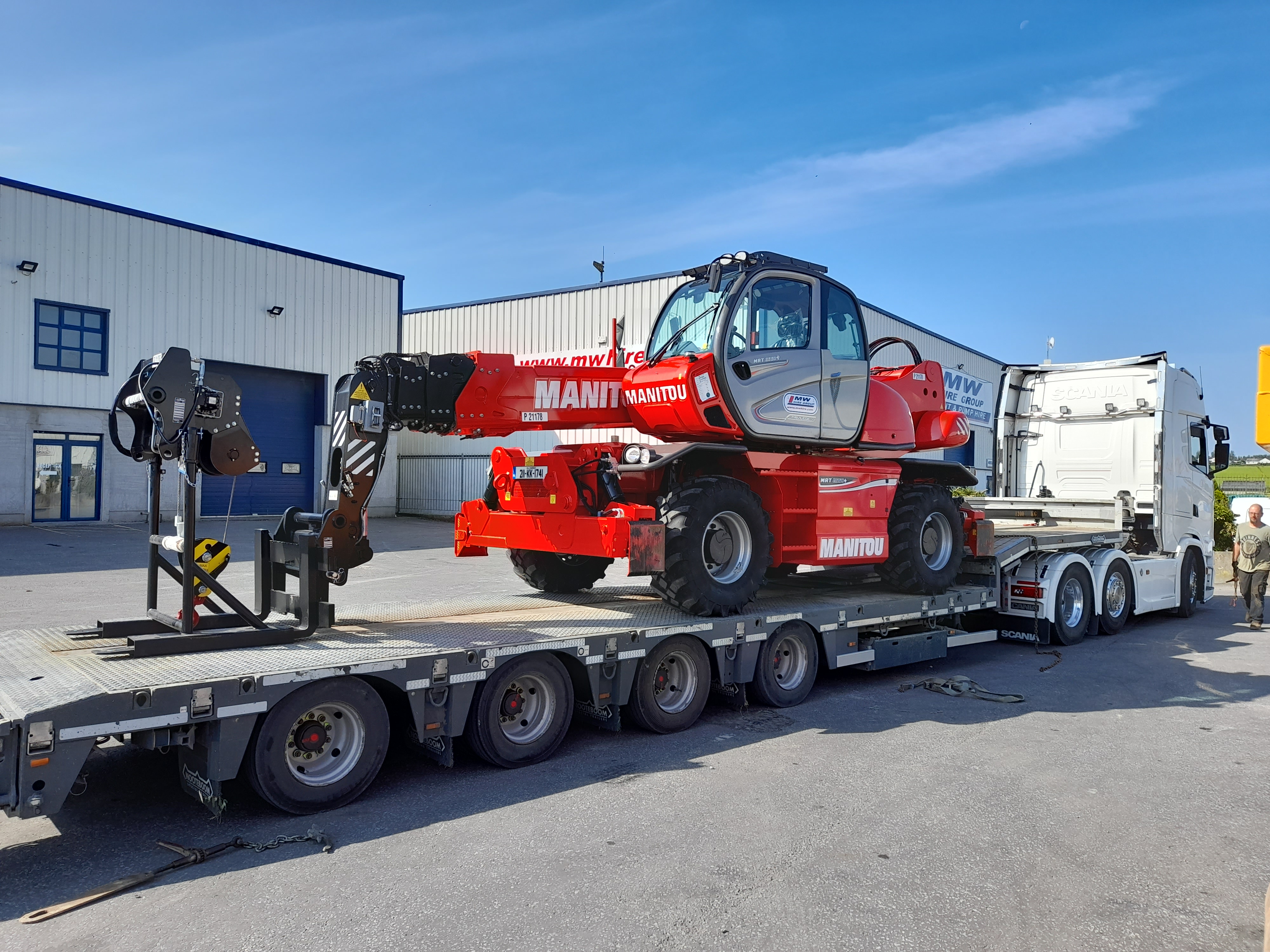 New Manitou MRT 2550  Rotary Teleporter on its way to a rental job in Cork 